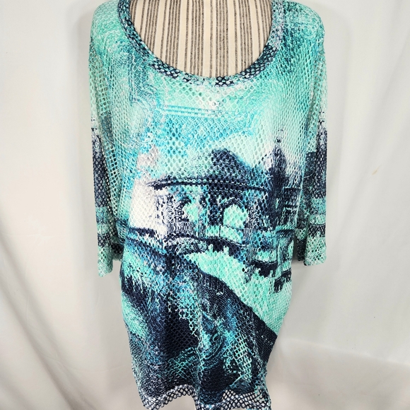 Onque Woman Tops - Onque Woman Green Blue White Mesh Overlay Front 3/4 Sleeve Top Plus Size 1X